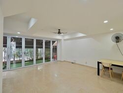 Loyang Court (D17), Terrace #570589721